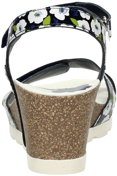 Julia Garden - large