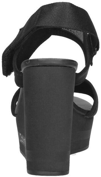 Wedge Sandal Badge - large