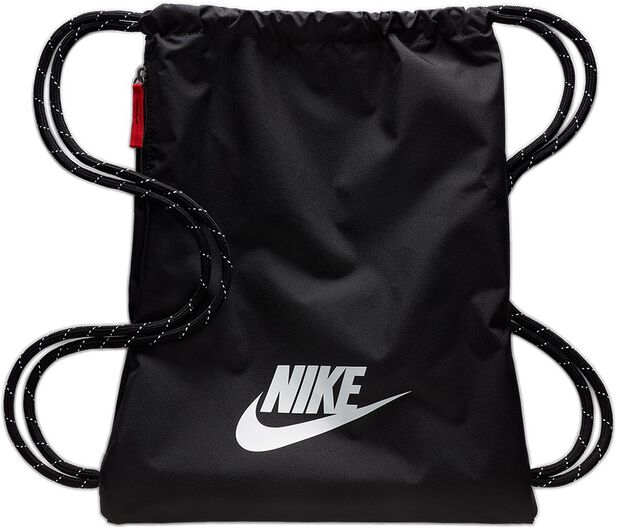 Heritage 2.0 - large