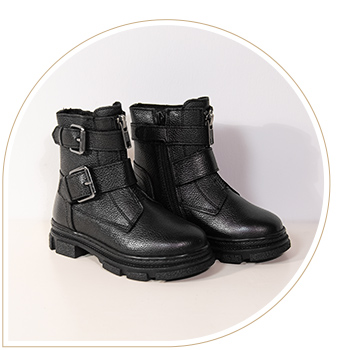 Biker boots